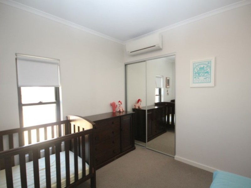 8/17 Leonard Street, Victoria Park WA 6100