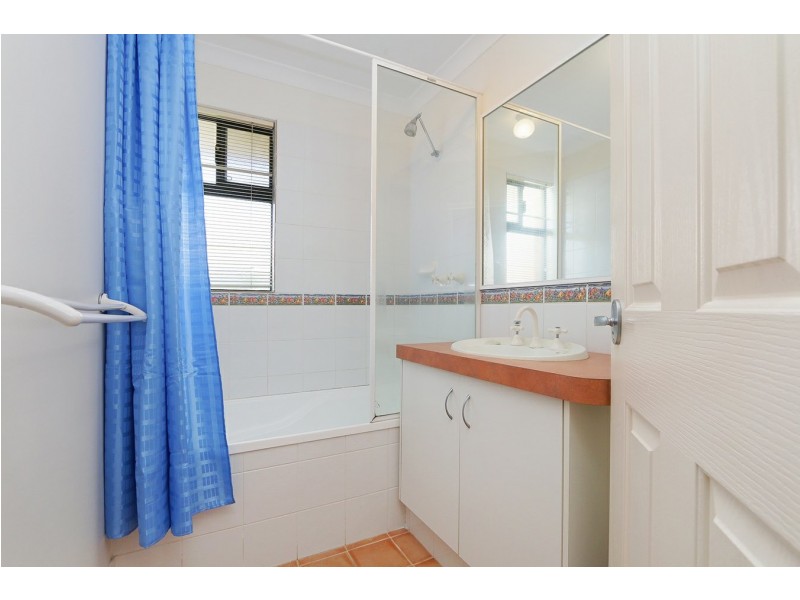 66D Teague Street, Victoria Park WA 6100