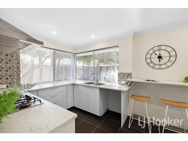 10 Gochean Avenue, Bentley WA 6102