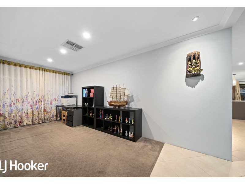 6 Wannell Street, Queens Park WA 6107