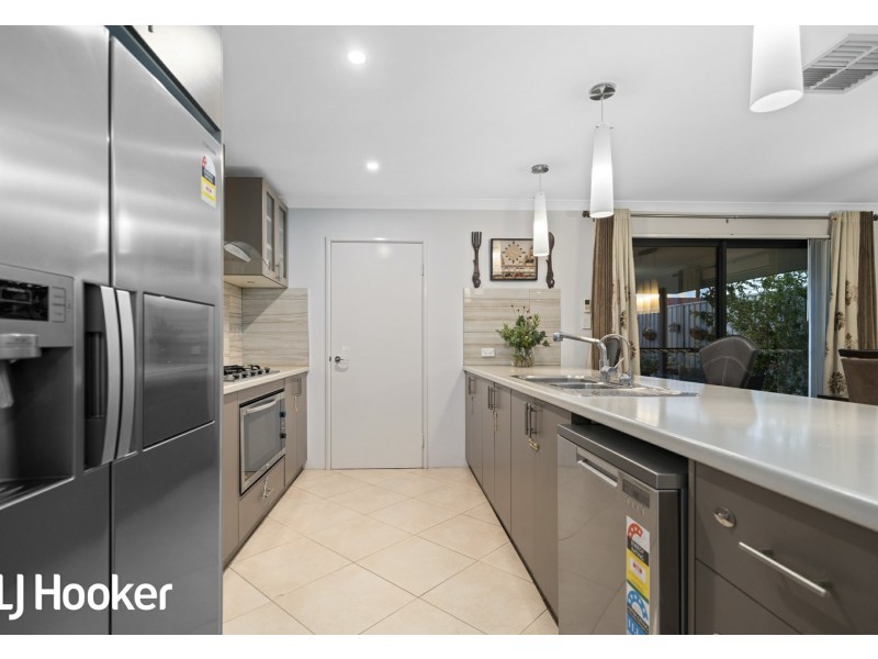 6 Wannell Street, Queens Park WA 6107