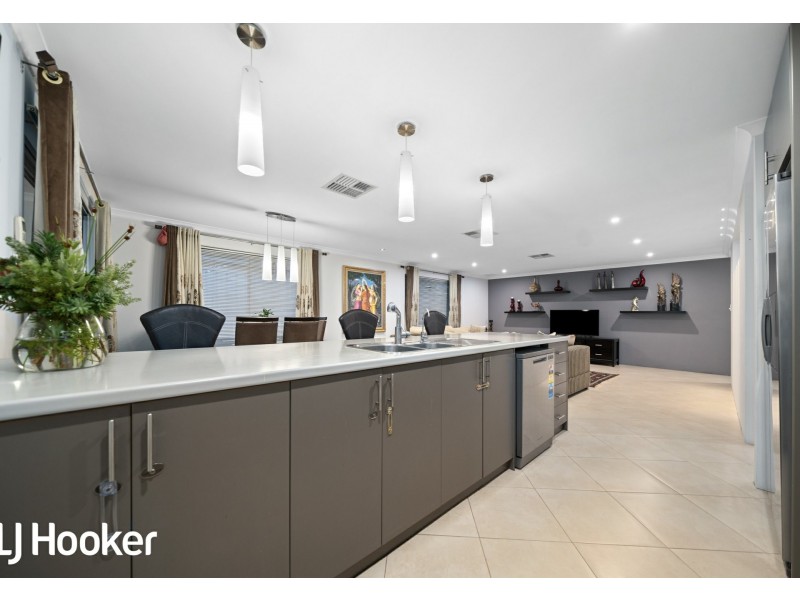 6 Wannell Street, Queens Park WA 6107