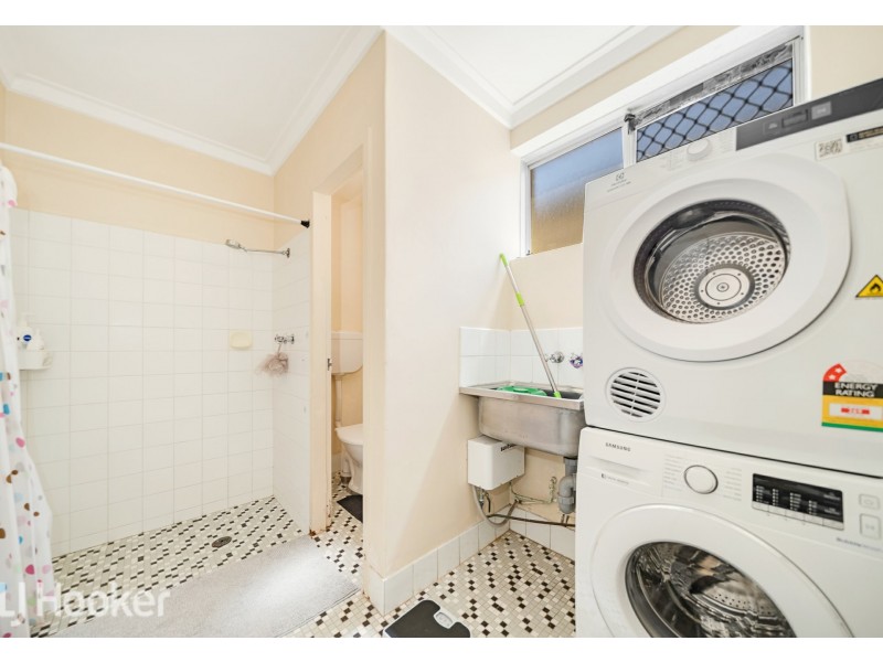 4/307 Wharf Street, Queens Park WA 6107