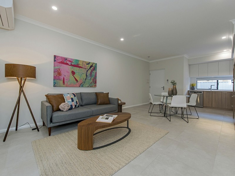 2/26 Pearl Road, Cloverdale WA 6105