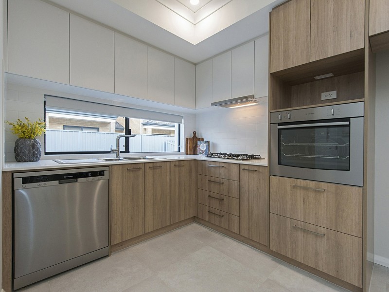 2/26 Pearl Road, Cloverdale WA 6105