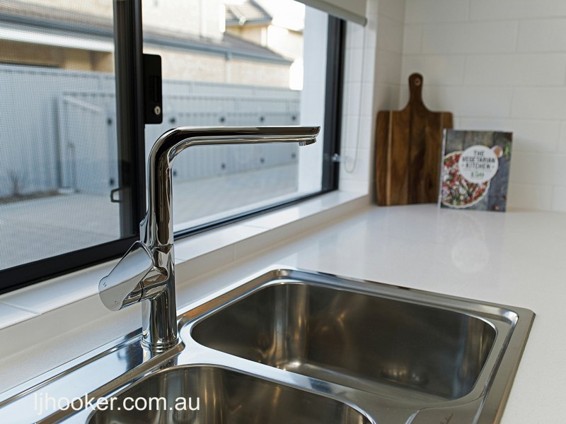 2/26 Pearl Road, Cloverdale WA 6105