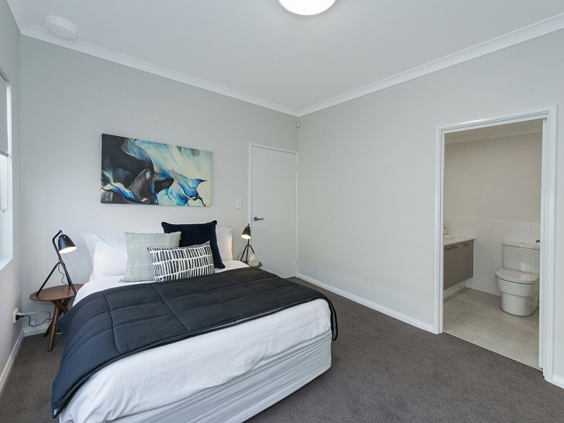 2/26 Pearl Road, Cloverdale WA 6105