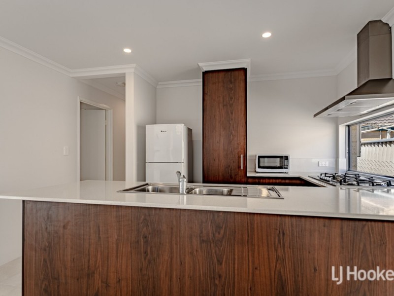 4/52 Gibson Street, Mandurah WA 6210