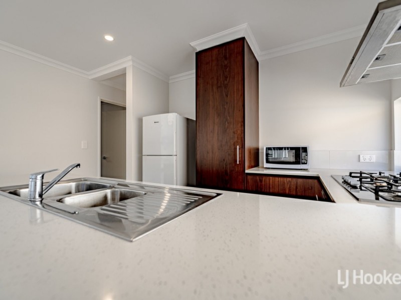 4/52 Gibson Street, Mandurah WA 6210