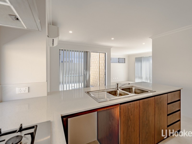 4/52 Gibson Street, Mandurah WA 6210