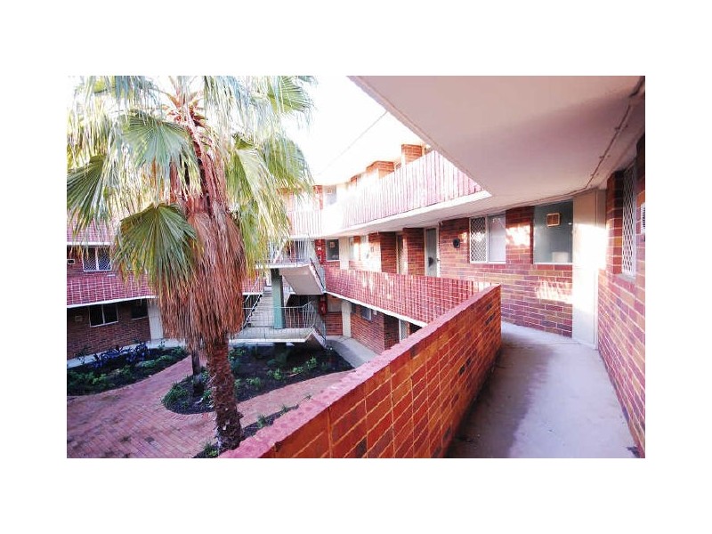 15A/49 Herdsman Parade, Wembley WA 6014