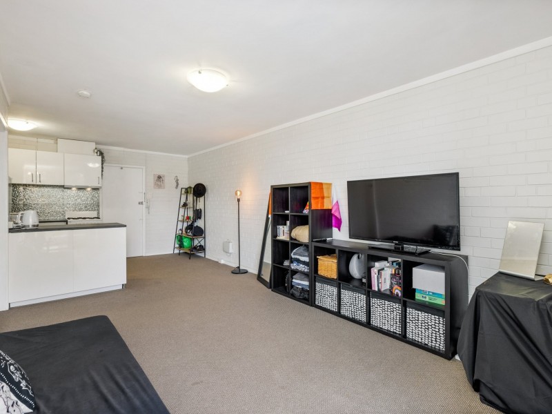 609/69 King George Street, Victoria Park WA 6100