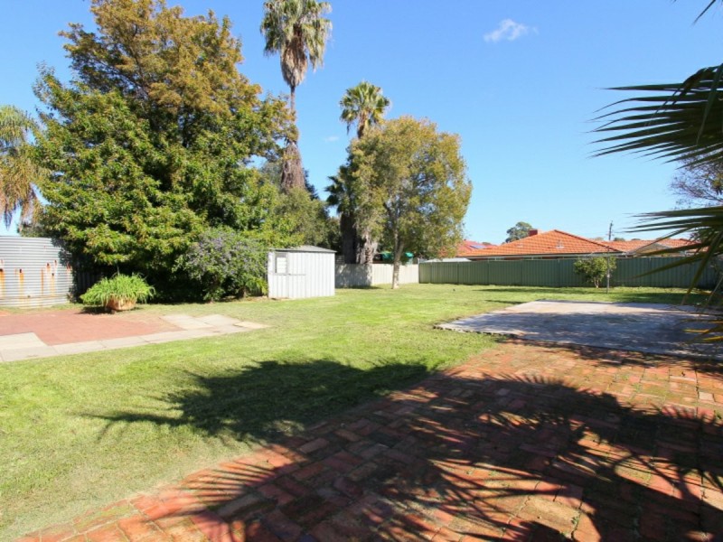 132 West Road, Bassendean WA 6054