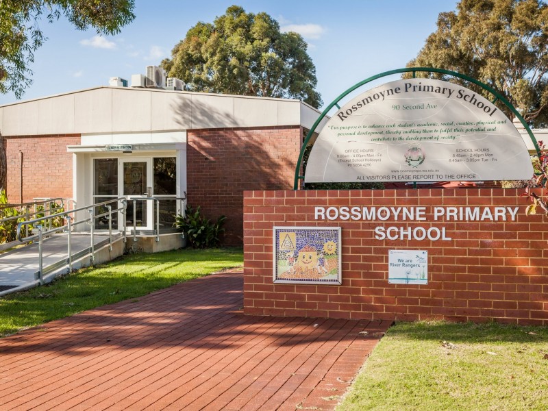 38B Bull Creek Road, Rossmoyne WA 6148