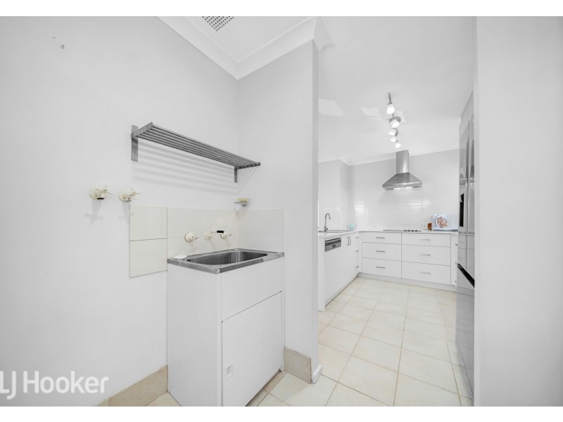 4/94 Matheson Road, Applecross WA 6153