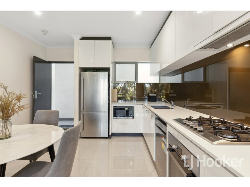 8/60 Hardey Road, Belmont WA 6104