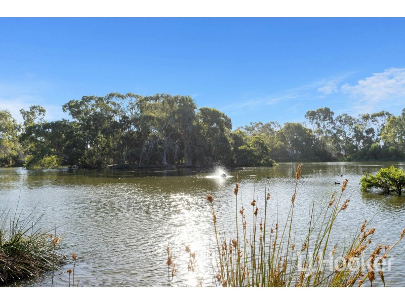 8/60 Hardey Road, Belmont WA 6104