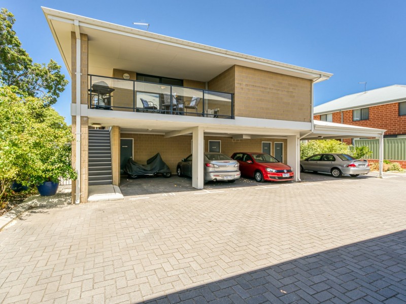 40/18 Whitlock Road, Queens Park WA 6107