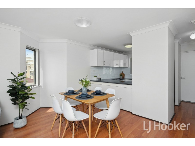 24/12 McMaster Street, Victoria Park WA 6100