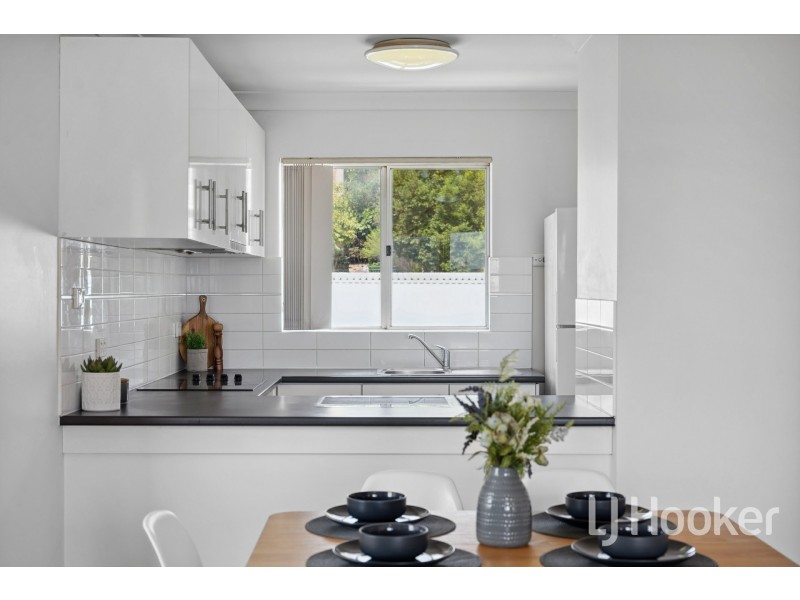 24/12 McMaster Street, Victoria Park WA 6100