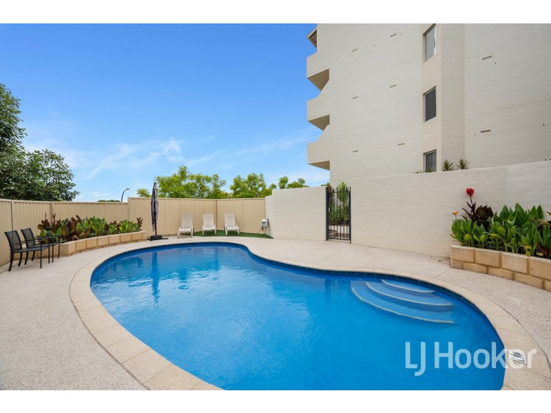 24/12 McMaster Street, Victoria Park WA 6100