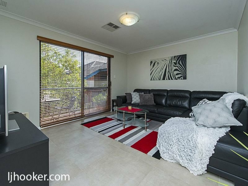 15/8 King George Street, Victoria Park WA 6100