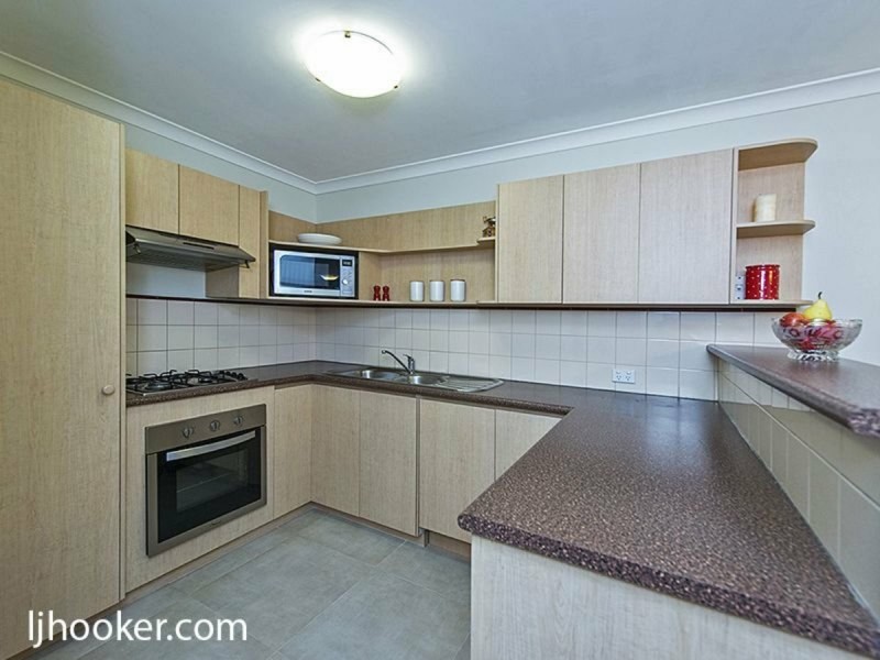 15/8 King George Street, Victoria Park WA 6100