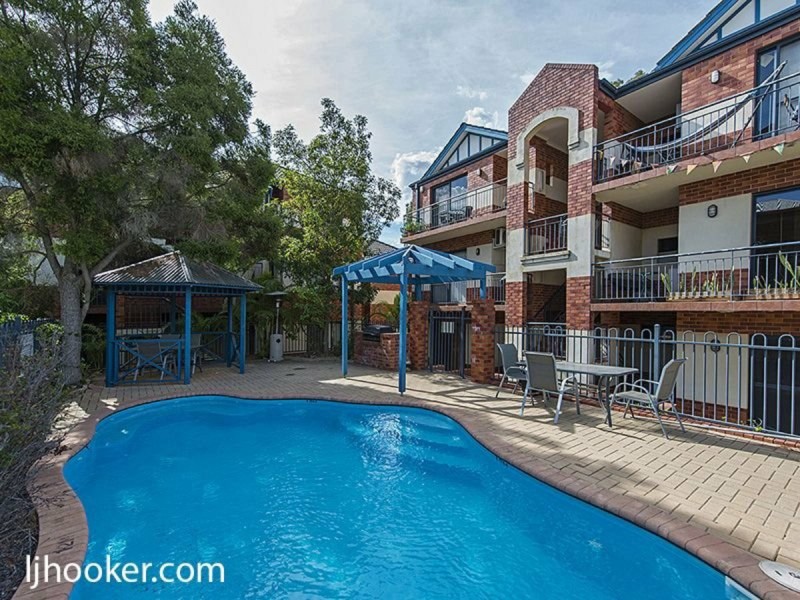 15/8 King George Street, Victoria Park WA 6100