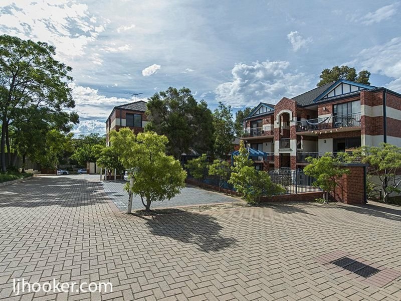 15/8 King George Street, Victoria Park WA 6100