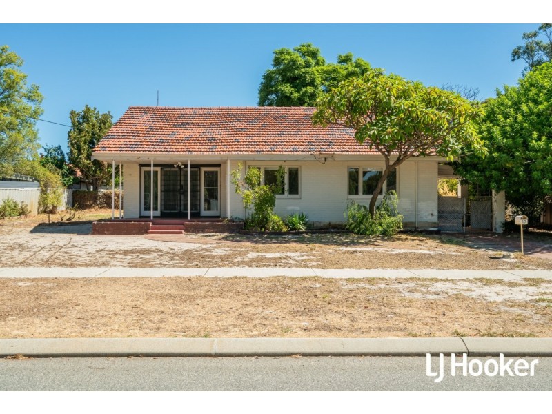 17 Sexton Road, Inglewood WA 6052