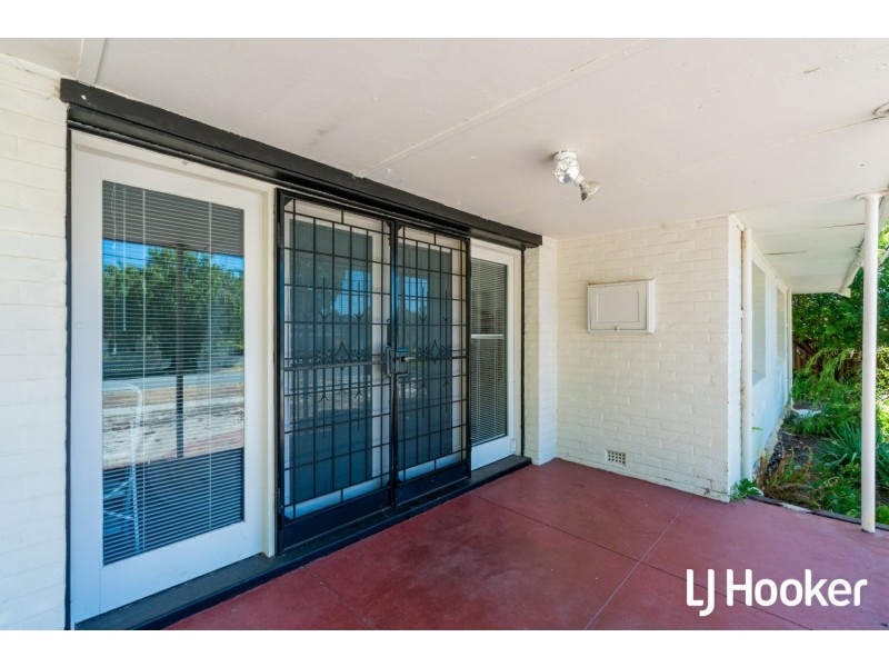 17 Sexton Road, Inglewood WA 6052