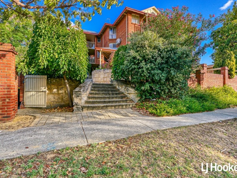11/12 King George Street, Victoria Park WA 6100