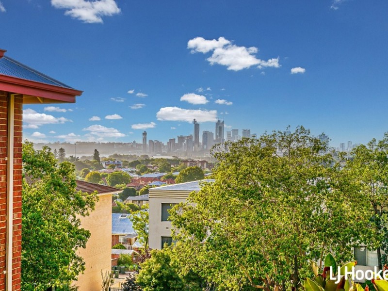 11/12 King George Street, Victoria Park WA 6100