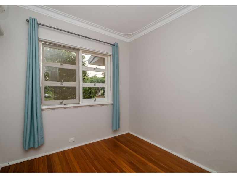 10 Canny Road, St James WA 6102