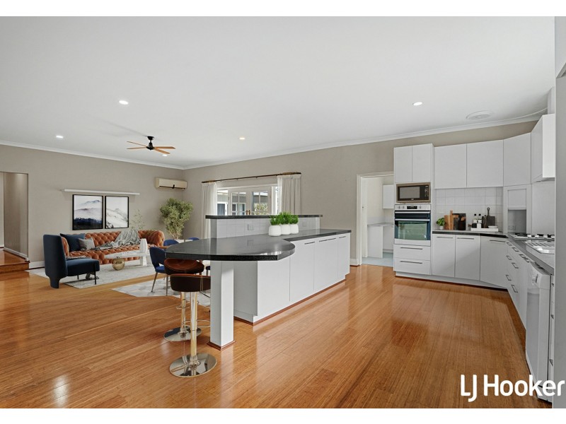 39 Modillion Avenue North, Shelley WA 6148