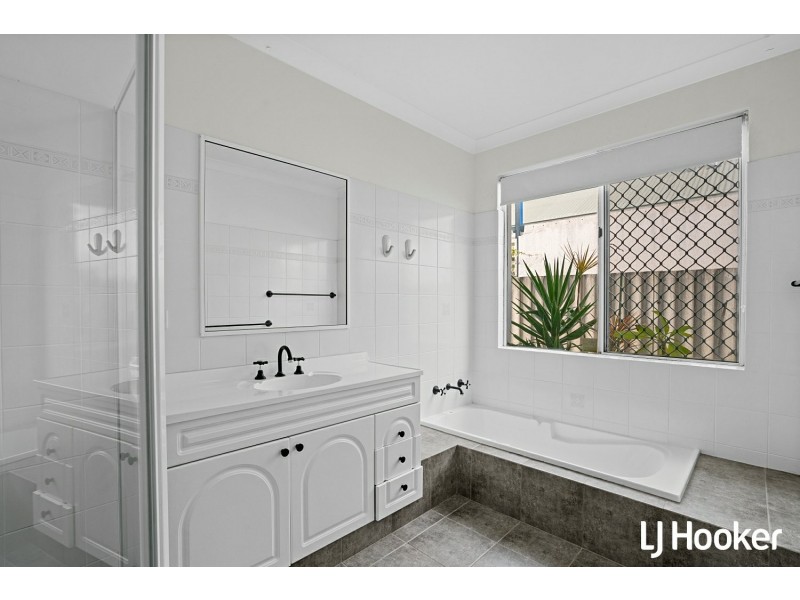 39 Modillion Avenue North, Shelley WA 6148