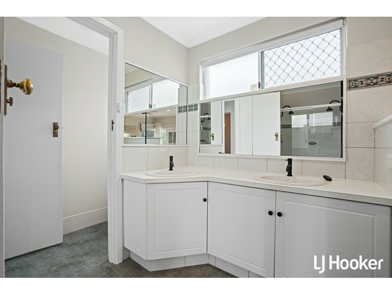 39 Modillion Avenue North, Shelley WA 6148