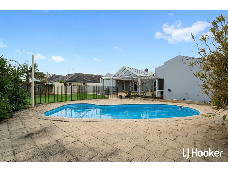 39 Modillion Avenue North, Shelley WA 6148