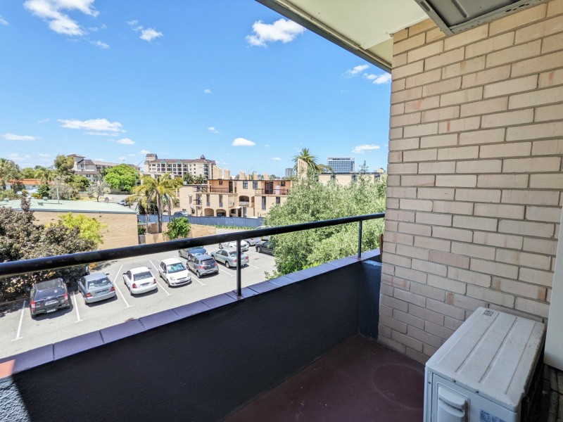 B17/66 Great Eastern Highway, Rivervale WA 6103
