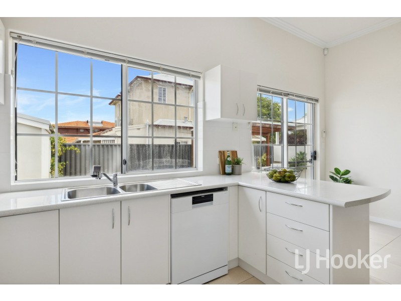 24 Tuam Street, Victoria Park WA 6100