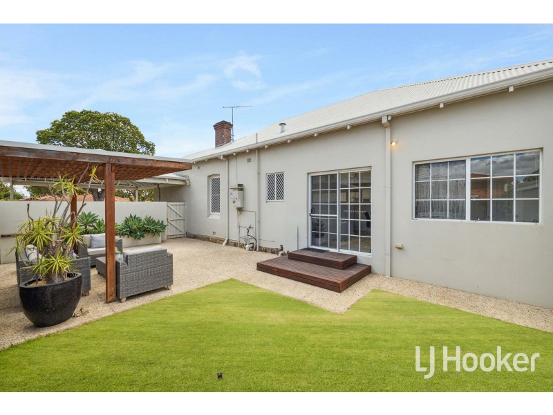 24 Tuam Street, Victoria Park WA 6100