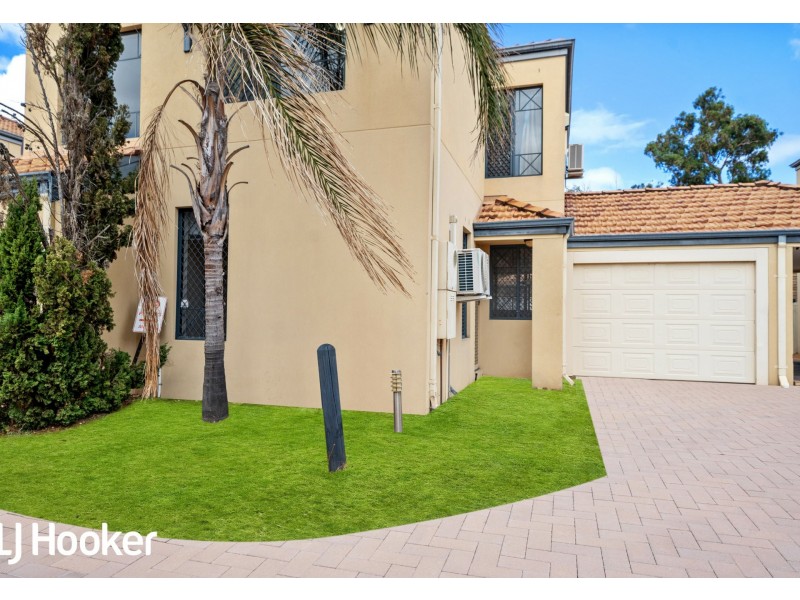2/7 Gochean Avenue, Bentley WA 6102