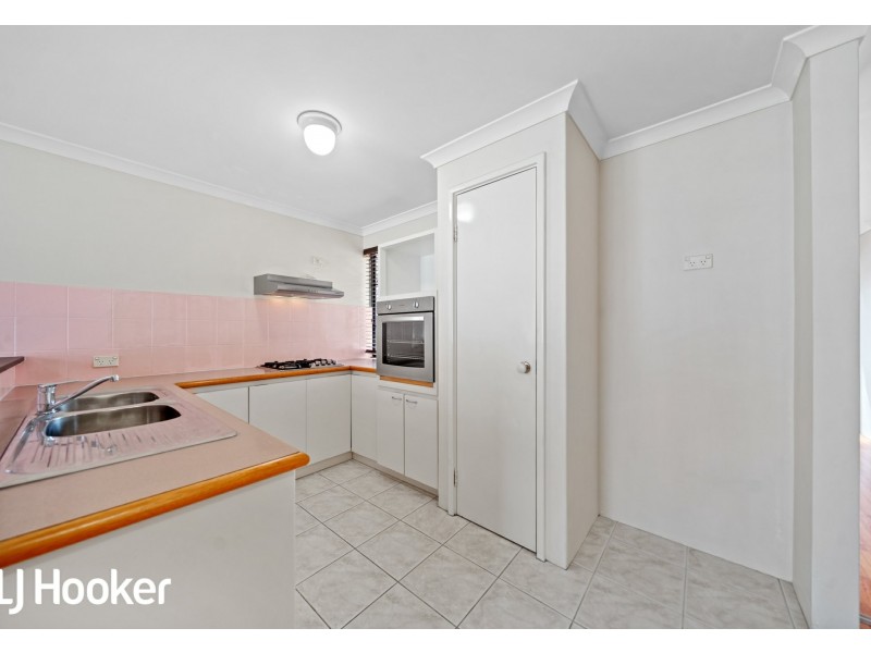 2/7 Gochean Avenue, Bentley WA 6102