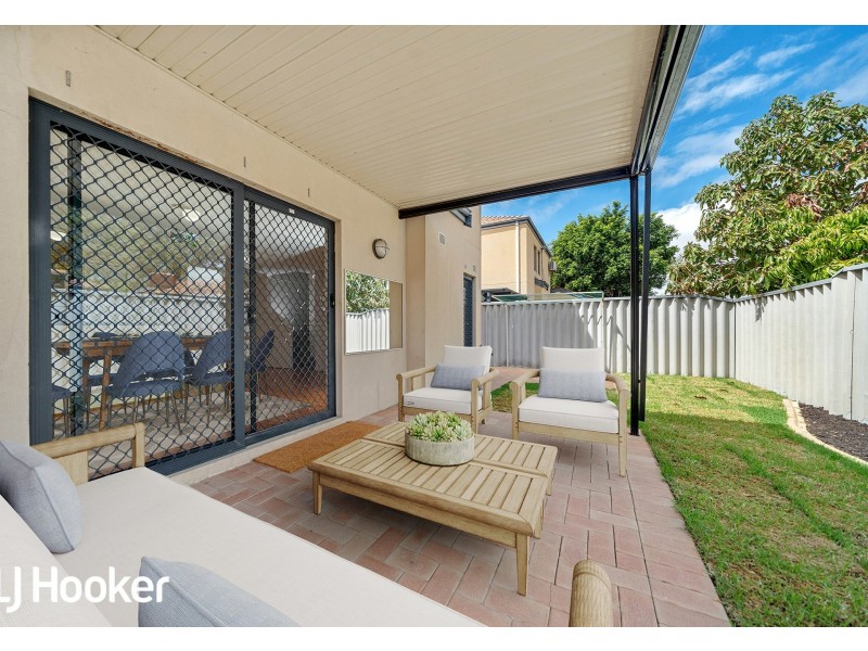 2/7 Gochean Avenue, Bentley WA 6102