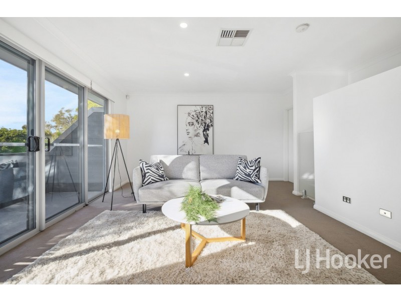 1/16 Wallace Street, Belmont WA 6104