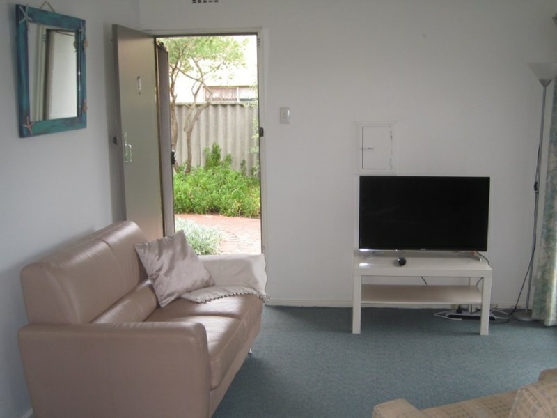 1/348A Mill Point Road, South Perth WA 6151