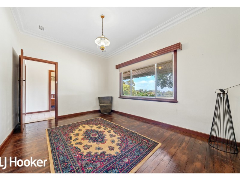 8 Plummer Street, East Victoria Park WA 6101