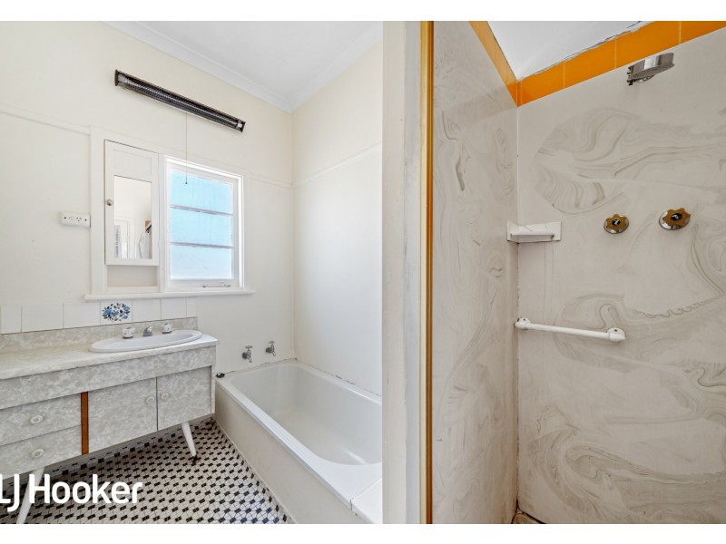 8 Plummer Street, East Victoria Park WA 6101