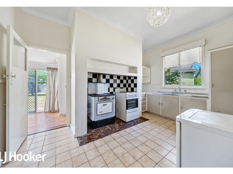 8 Plummer Street, East Victoria Park WA 6101