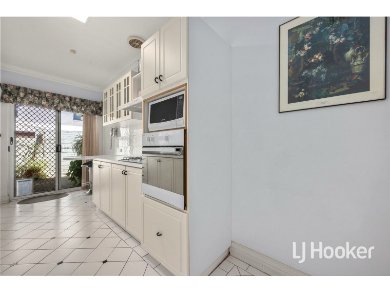 1/19 Kitchener Avenue, Burswood WA 6100